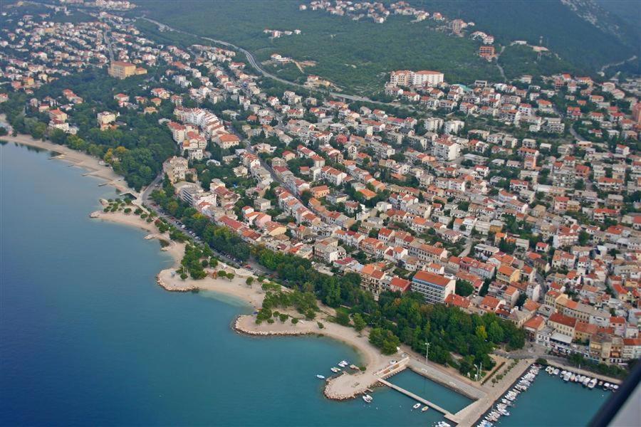 Apartment Zeus Crikvenica Exterior photo